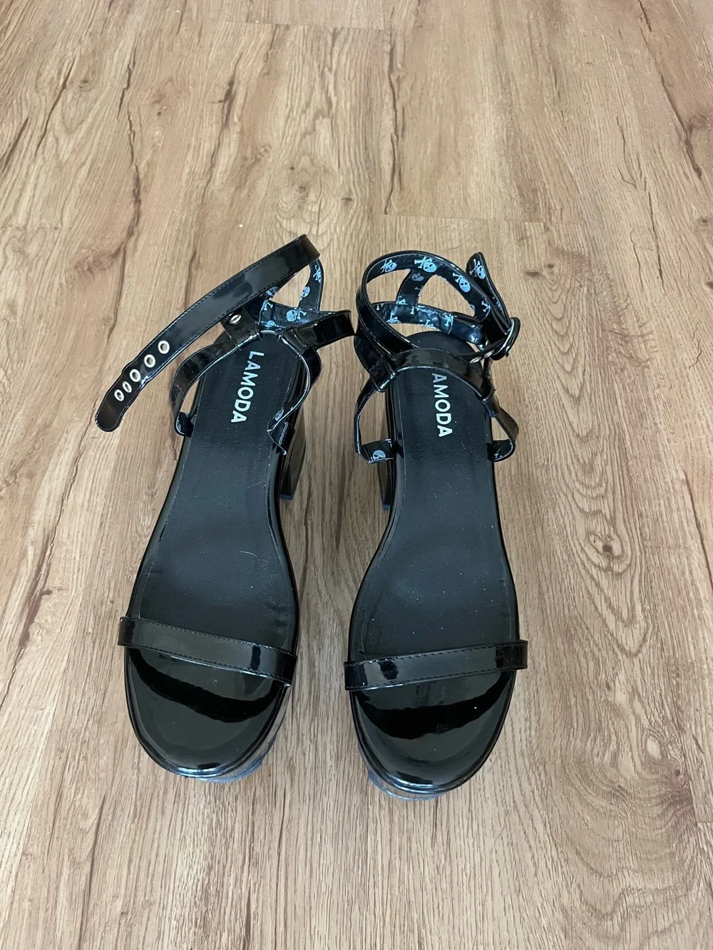 LAMODA Black Patent Platform Sandals Chunky Block Heel Ankle Strap Women’s 10